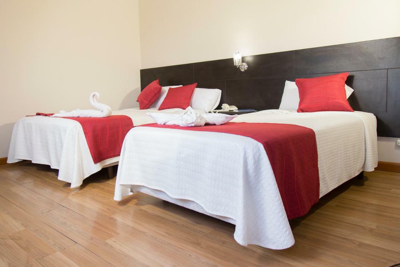 Hotel Versailles Ambato Exterior foto